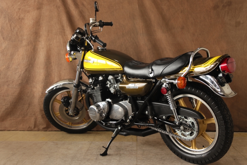 カワサキ KZ900 東京本社 LESTERキャスト 18
