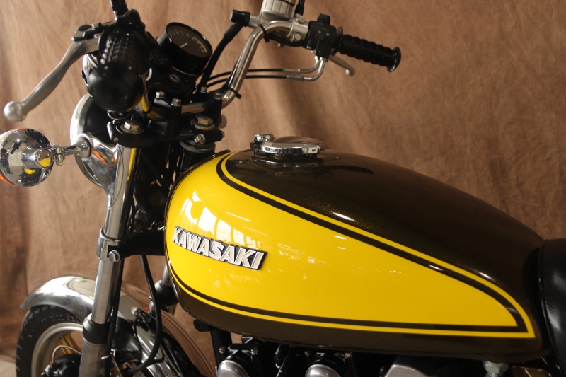 カワサキ KZ900 東京本社 LESTERキャスト 12