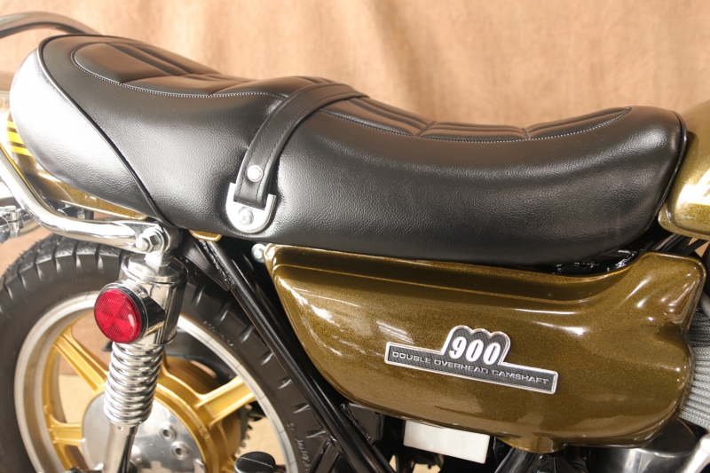 カワサキ KZ900 東京本社 LESTERキャスト 3