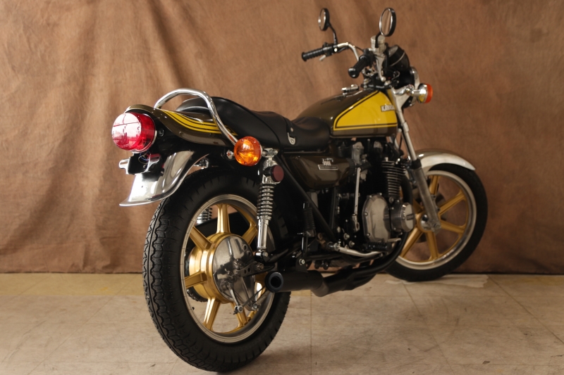 カワサキ KZ900 東京本社 LESTERキャスト 19