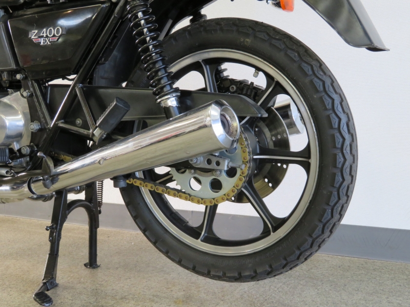 カワサキ Z400FX(E1) 19