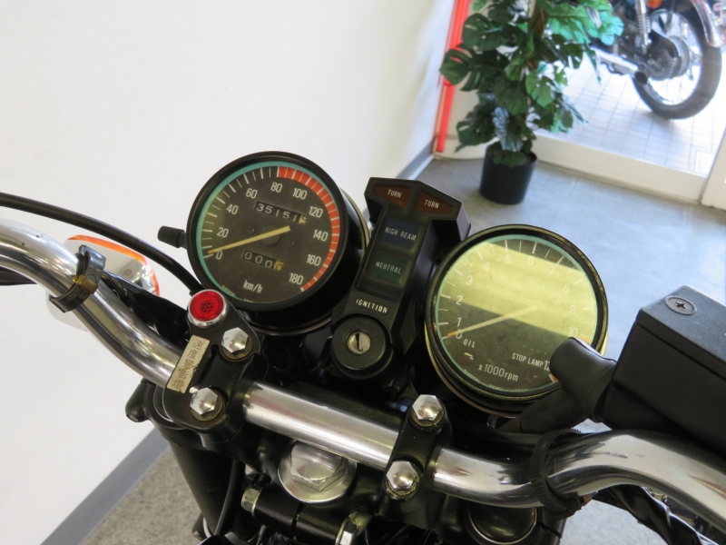 カワサキ Z400FX(E1) 11