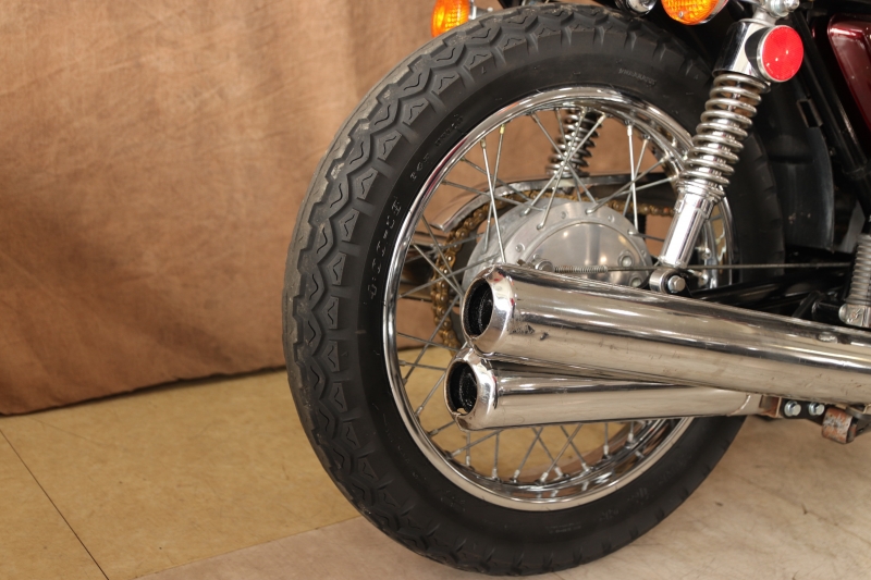 カワサキ 500SS(H1E) 純正キャンディーレッド 7