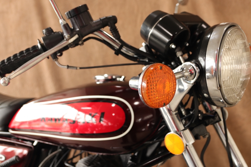 カワサキ 500SS(H1E) 純正キャンディーレッド 2