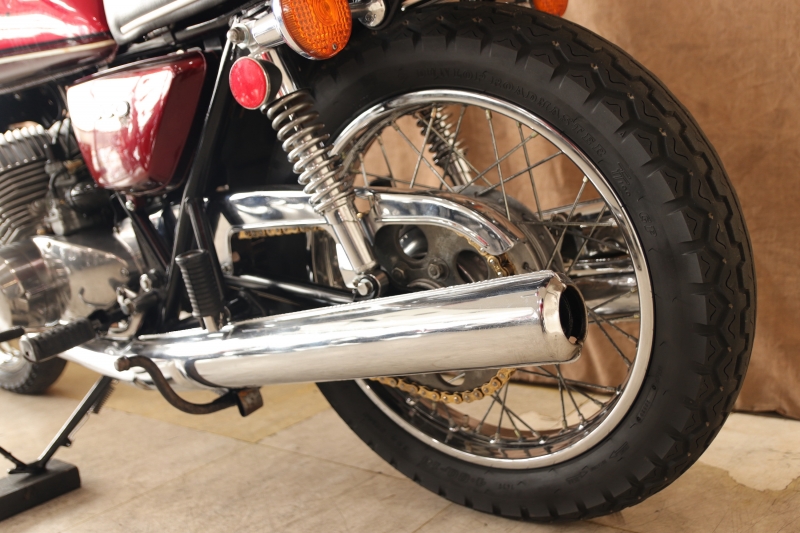 カワサキ 500SS(H1E) 純正キャンディーレッド 17