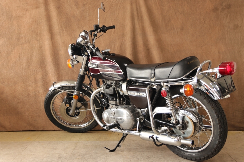 カワサキ W3 東京本社 650-RS 18
