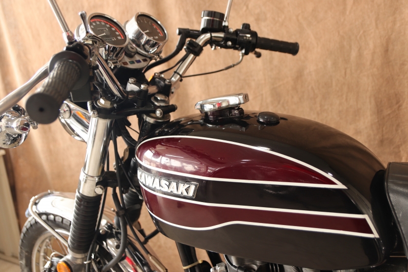 カワサキ W3 東京本社 650-RS 12