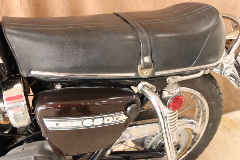 カワサキ W3 東京本社 650-RS 13