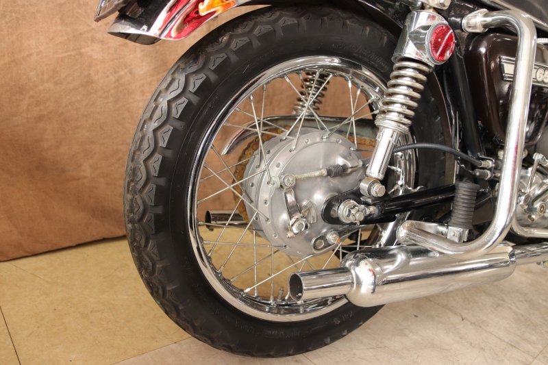カワサキ W3 東京本社 650-RS 7