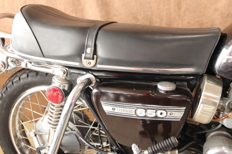 カワサキ W3 東京本社 650-RS 3