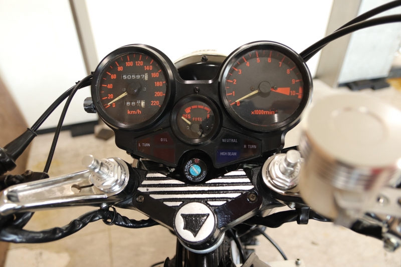 ホンダ CBX550F カスタムパーツ多数(400ENG.登録車) 8