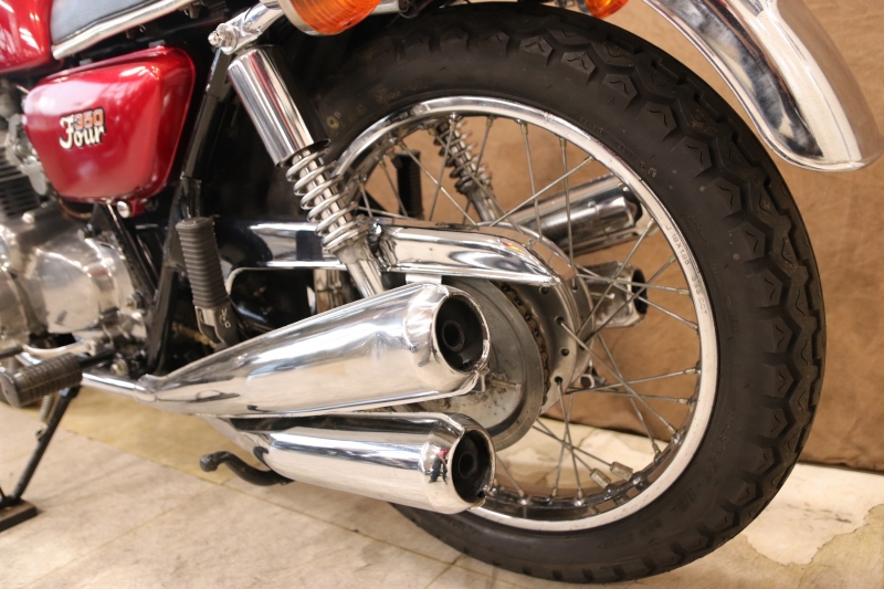 ホンダ CB350Four 国内物のFLAKE M R 17