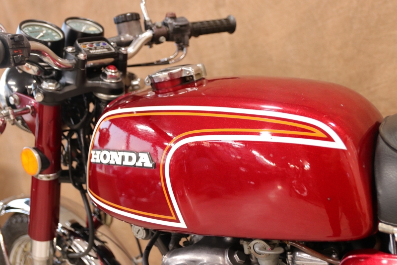 ホンダ CB350Four 国内物のFLAKE M R 11