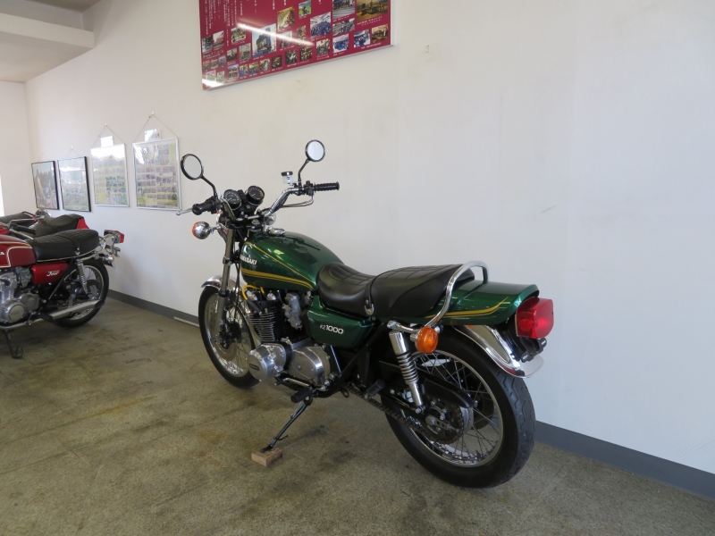 カワサキ KZ1000(A2) BLK.エンジン バンス管 2
