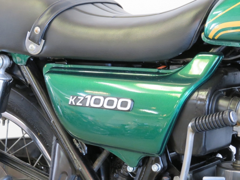 カワサキ KZ1000(A2) BLK.エンジン バンス管 14