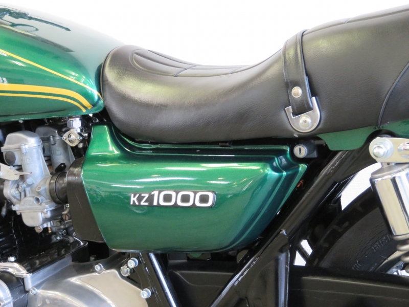カワサキ KZ1000(A2) BLK.エンジン バンス管 4