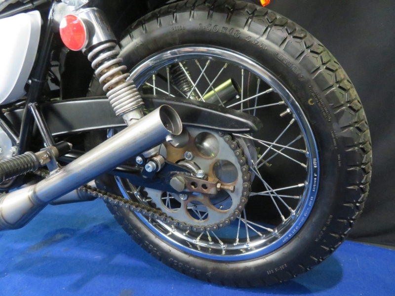 カワサキ 250SS MACH-Ⅰ パールホワイトレインボーx3本チャンバー 25
