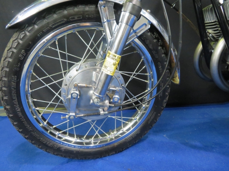 カワサキ 250SS MACH-Ⅰ パールホワイトレインボーx3本チャンバー 18