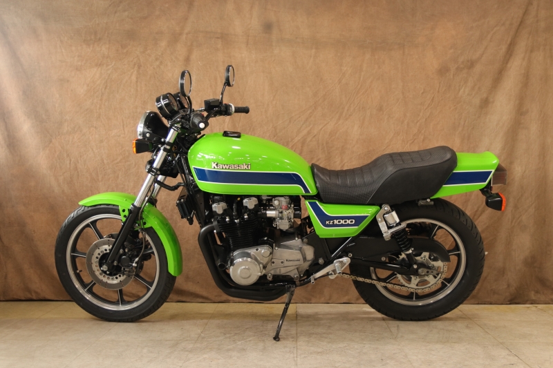 カワサキ Z1000J(北米J1) AMAカラー+ライトカスタム 11