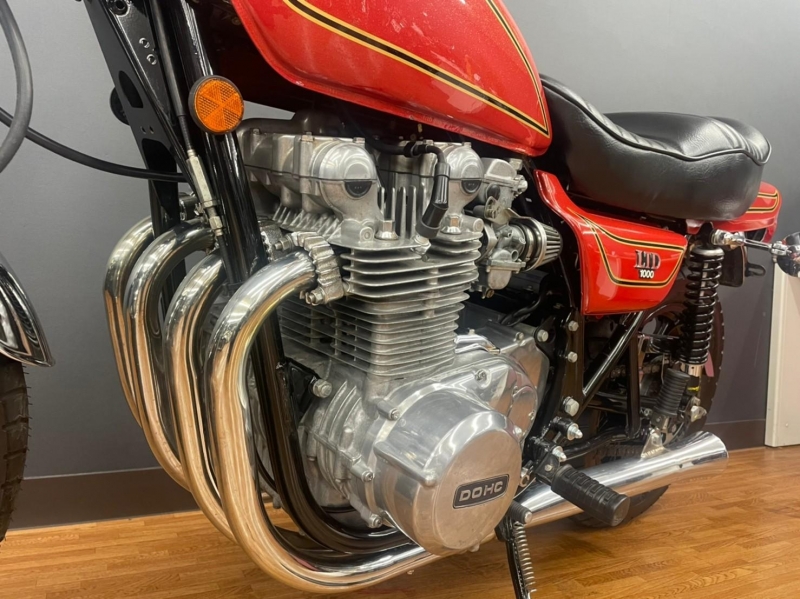 カワサキ KZ1000LTD 15