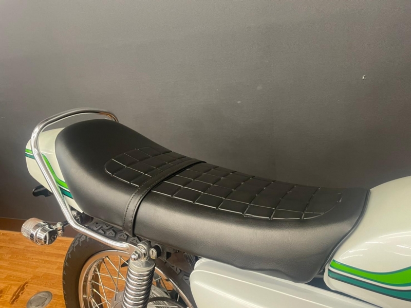 カワサキ 250SS ウエマツ整備履歴有り 9
