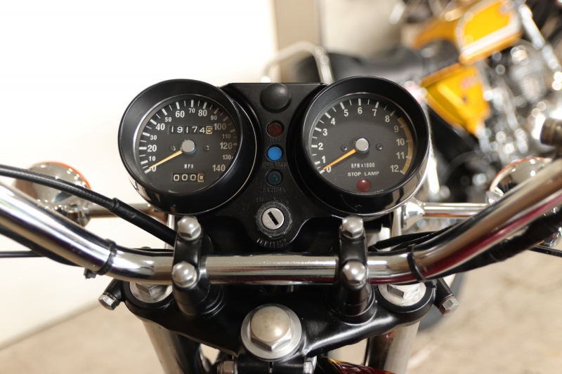 カワサキ KH500(A7) 76年式(75年6月製造) 3本チャンバー 8