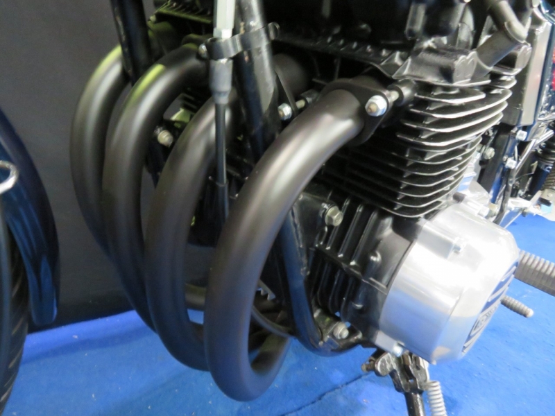 カワサキ KZ550 トリプルディスク 外装ニューペイント FX仕様 18