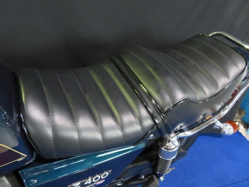 カワサキ KZ550 トリプルディスク 外装ニューペイント FX仕様 24