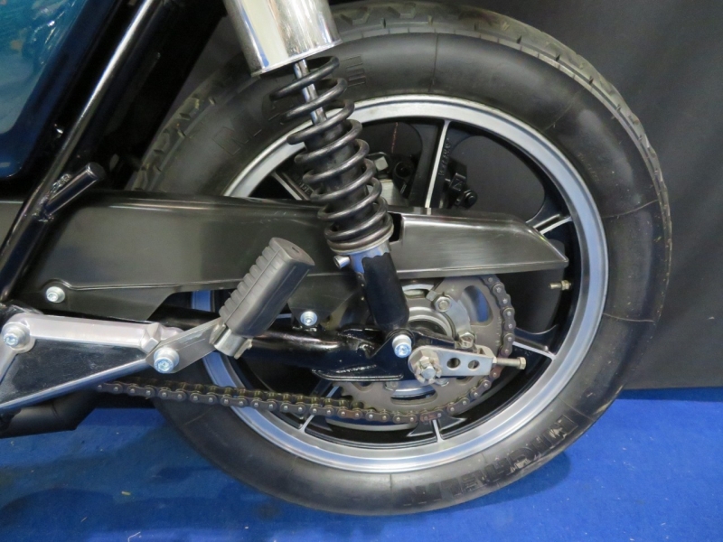 カワサキ KZ550 トリプルディスク 外装ニューペイント FX仕様 25