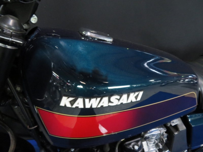 カワサキ KZ550 トリプルディスク 外装ニューペイント FX仕様 19