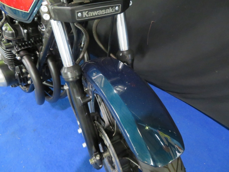 カワサキ KZ550 トリプルディスク 外装ニューペイント FX仕様 3