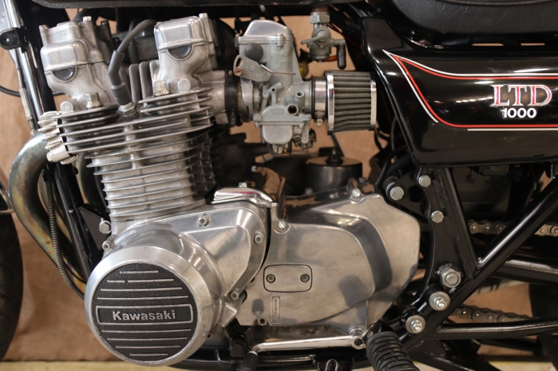 カワサキ KZ1000LTD(B4) MK-Ⅱ同エンジンのB4 16