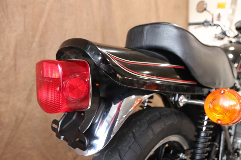 カワサキ KZ1000LTD(B4) MK-Ⅱ同エンジンのB4 3