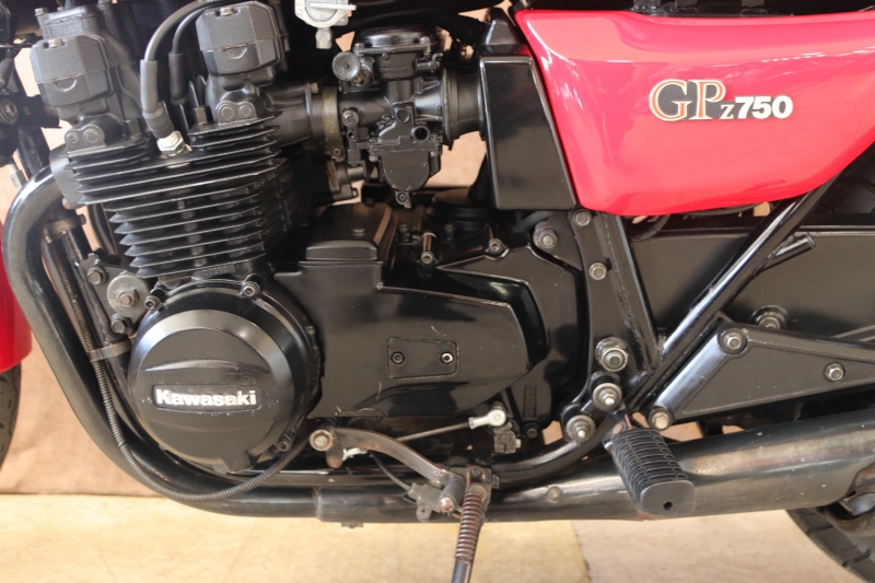 カワサキ Z750GP 輸出モデルのノーマル車 16