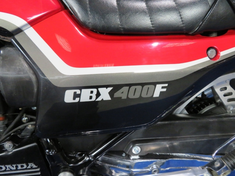 ホンダ CBX550F 2型外装 RPM管 ビートテール 23