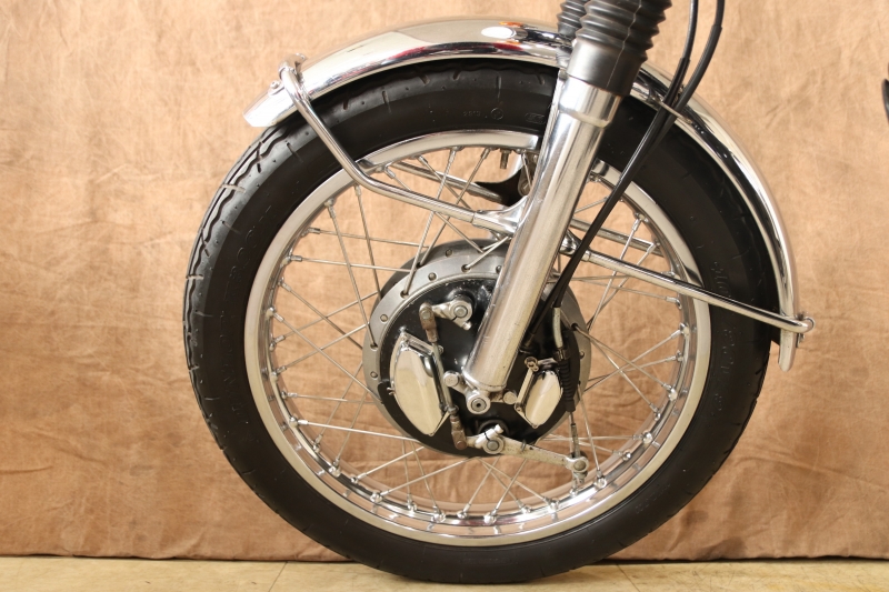 カワサキ W1SA 純正ペイントのノーマル車 15