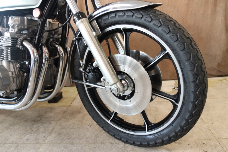 カワサキ KZ650 コンテナ入荷映像あり! METALIC STARDUST SILVER 5