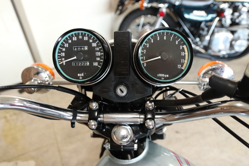 カワサキ KZ650 コンテナ入荷映像あり! METALIC STARDUST SILVER 8