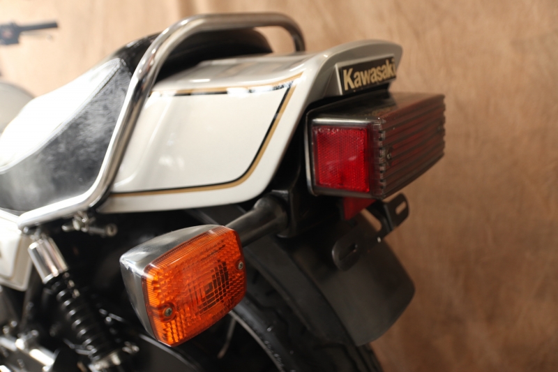 カワサキ KZ1000J(J1) GALAXY SILVER 車検:2024年5月付き 15