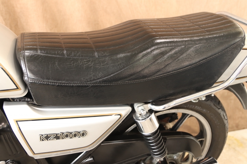カワサキ KZ1000J(J1) GALAXY SILVER 車検:2024年5月付き 14