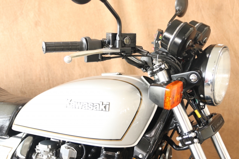 カワサキ KZ1000J(J1) GALAXY SILVER 車検:2024年5月付き 2