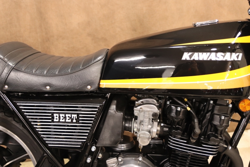 カワサキ KZ550 TIGERカラー BLACKエンジン 3