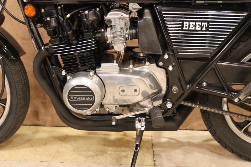 カワサキ KZ550 TIGERカラー BLACKエンジン 16