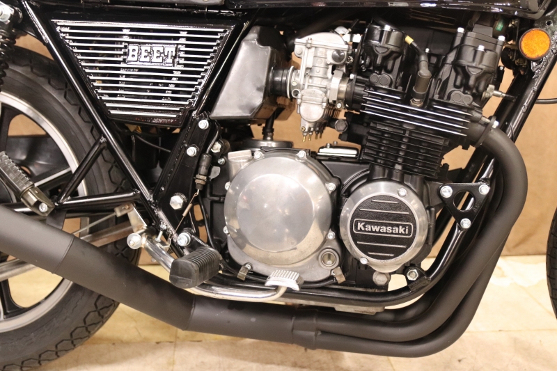 カワサキ KZ550 TIGERカラー BLACKエンジン 6