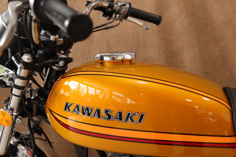 カワサキ 350SS レーシングチャンバーのC.GOLD 11
