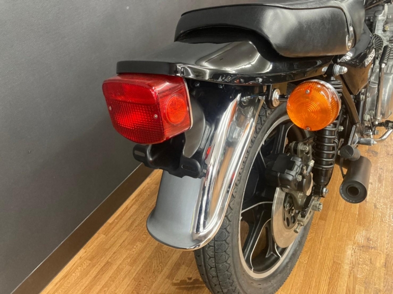 カワサキ KZ650(C1) 11