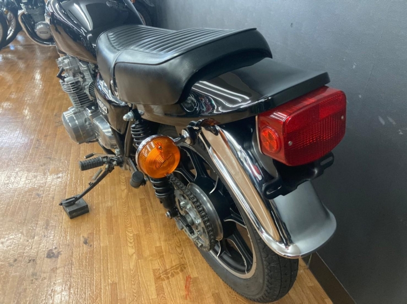 カワサキ KZ650(C1) 26