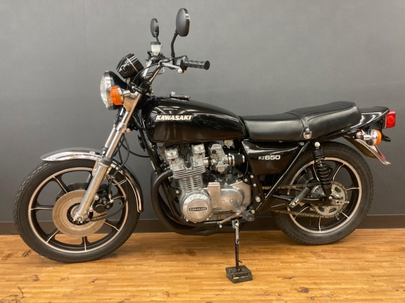 カワサキ KZ650(C1) 17