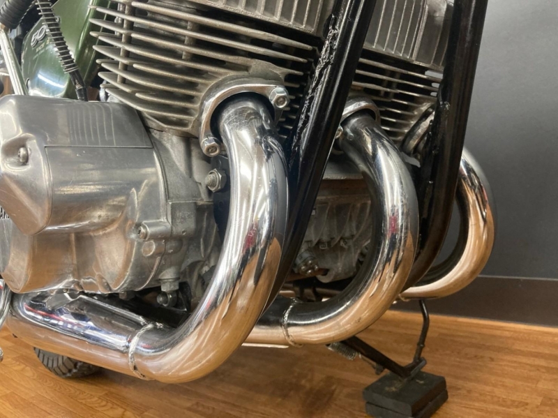 カワサキ 500SS(H1E) 純正ペイント 6