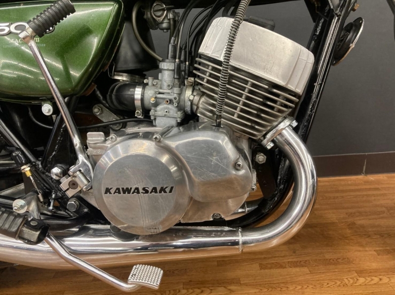 カワサキ 500SS(H1E) 純正ペイント 5